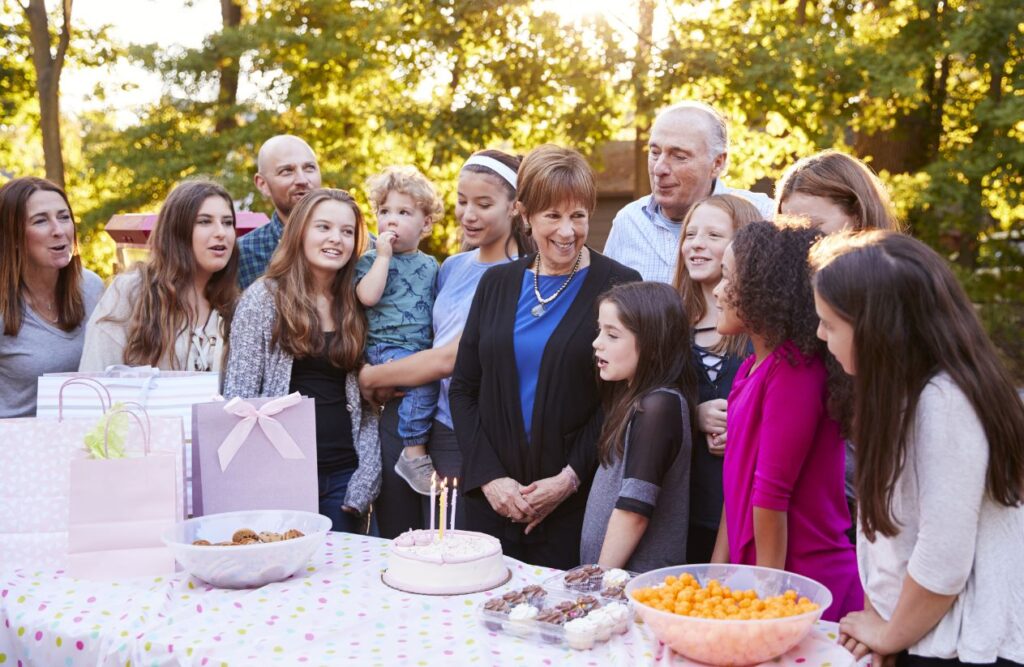 Family Reunion with a Themed Gathering