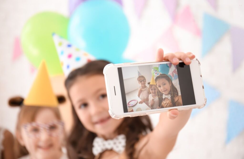 Creating a Memorable Experience when hiring childrens entertainers