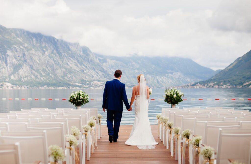 6 Essential Tips for Choosing the Perfect Wedding DJ 4 Defining Your Wedding Vision
