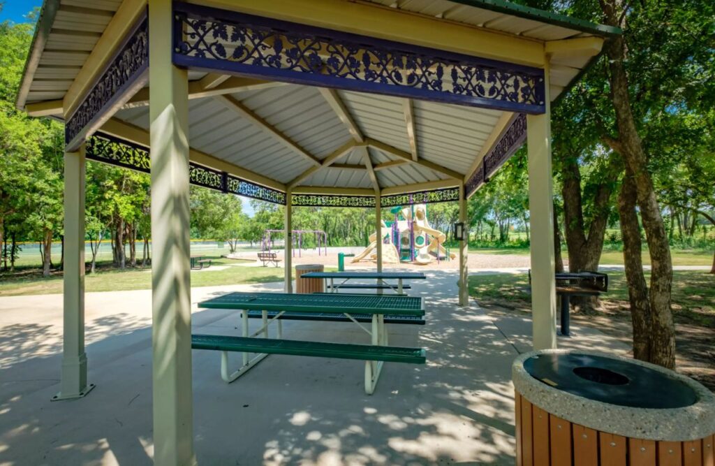 Top 10 Unique Indoor Wedding Venues in Surrey for Your Intimate Celebration 9 Bear Creek Park Pavilions indoor wedding venue