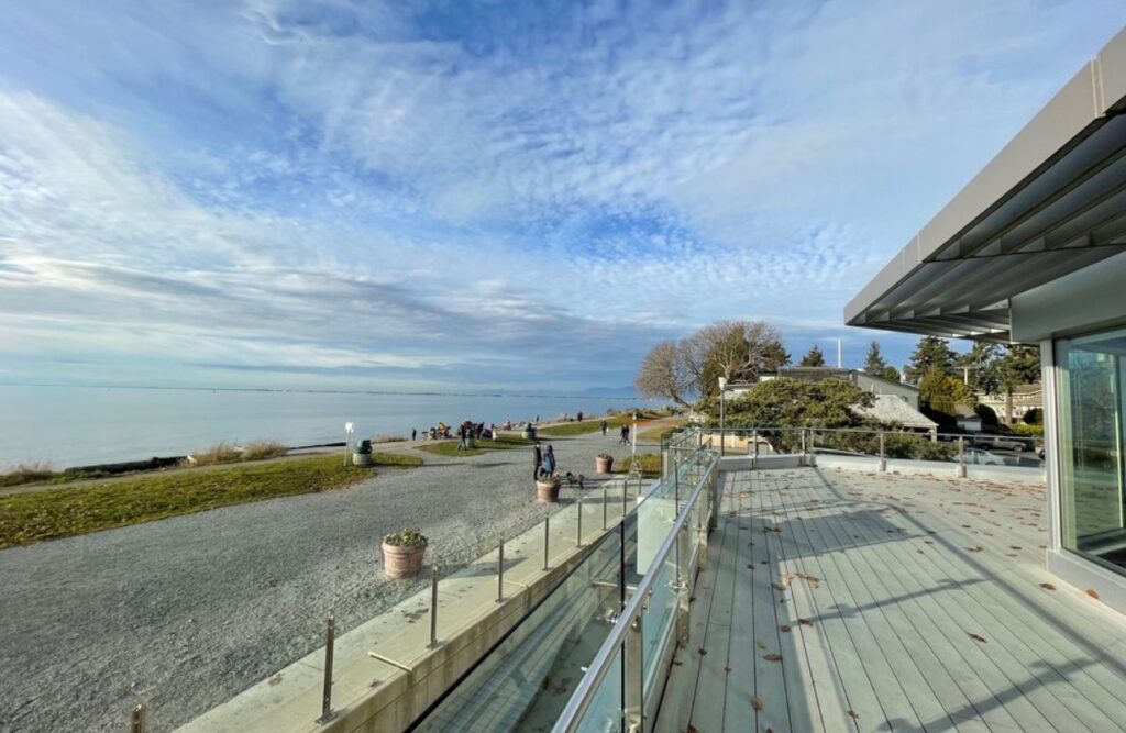 Beecher Place (Crescent Beach, Surrey)