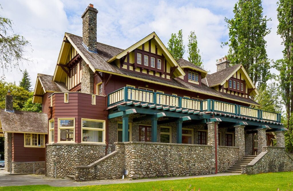 Discover Burnaby's Top 10 Outdoor Wedding Venues: From Enchanted Forests to Chic Urban Parks 10 Burnaby Art Gallery outdoor wedding venue burnaby
