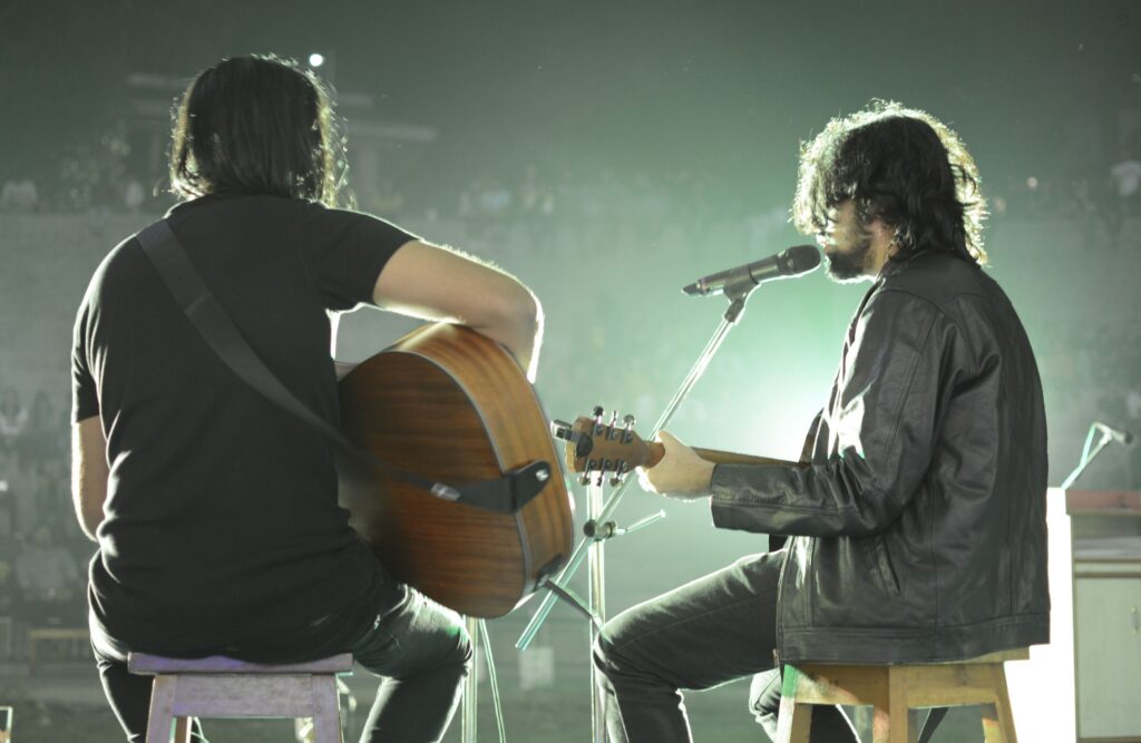 Where to Find Top Acoustic Performers
