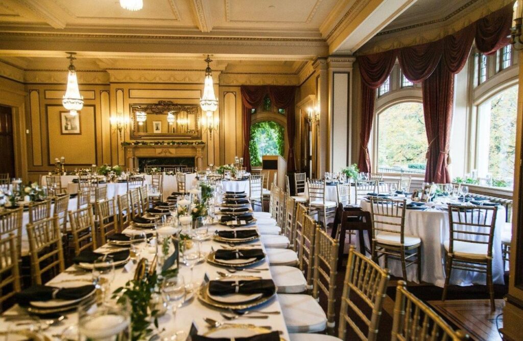 Hatley Castle wedding venue
