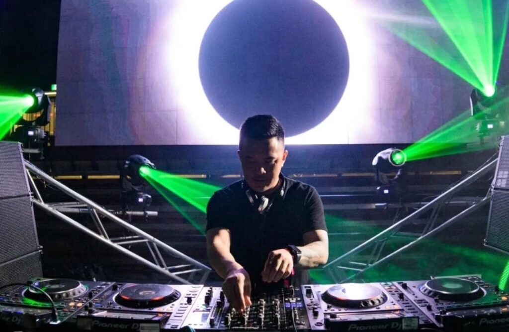 Lost Endings DJ