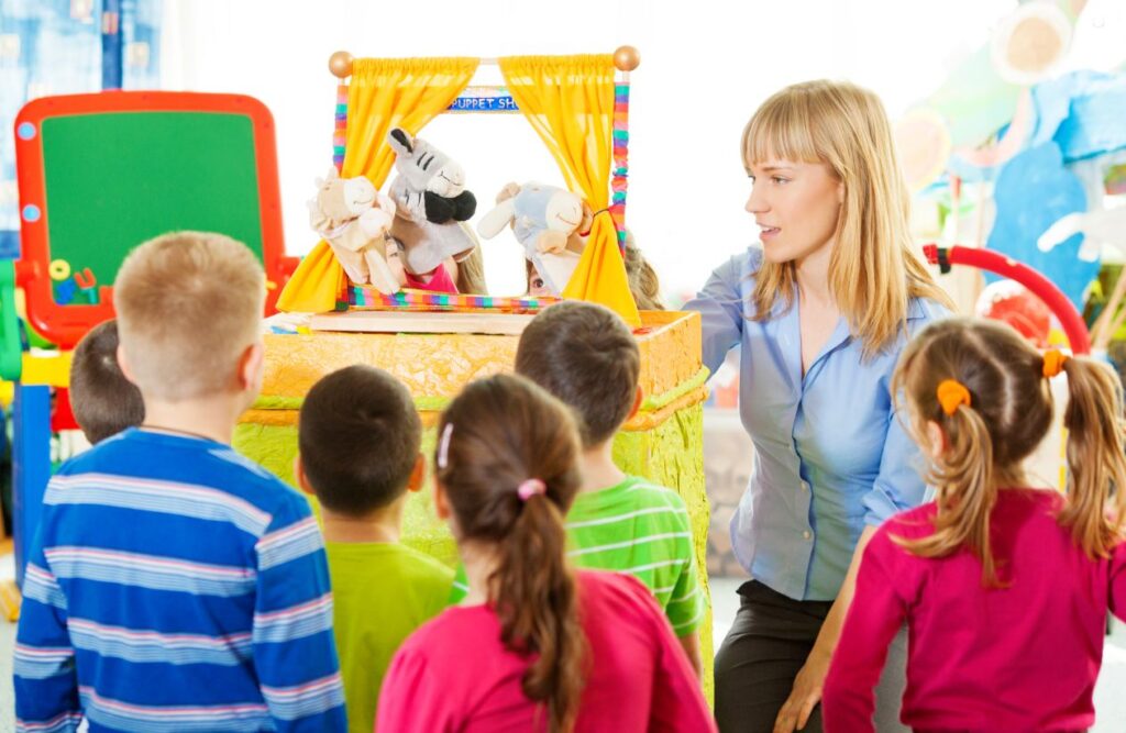 Hire a professional puppeteer For Event is More Than Just a Show The Diverse World of Puppetry 