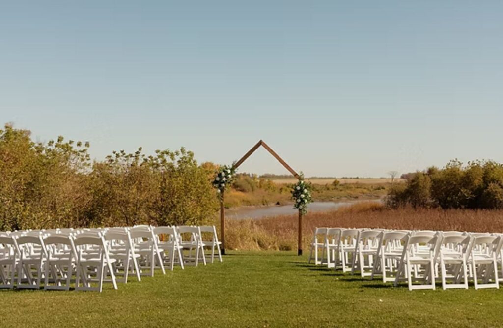 Top Outdoor Wedding Venues In Winnipeg: Find Your Perfect Prairie Setting 6 Starlit Point outdoor wedding venue