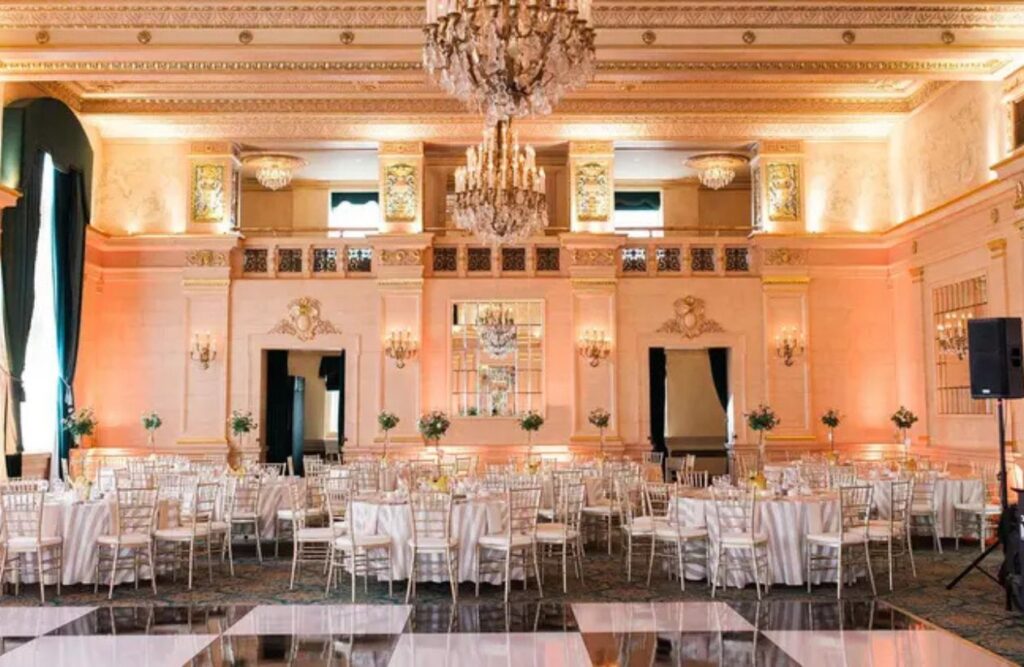 Top Indoor Wedding Venues in Winnipeg: Find Your Perfect City Setting 3 The Fort Garry Hotel Top Indoor Wedding Venues in Winnipeg