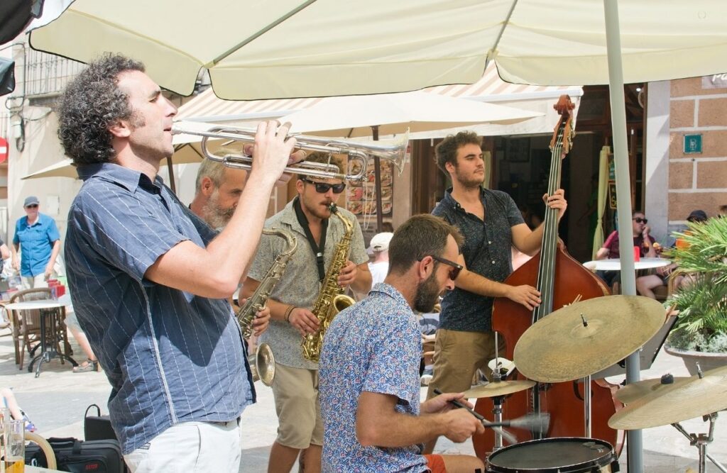 Why Live Music The Unforgettable Benefits
