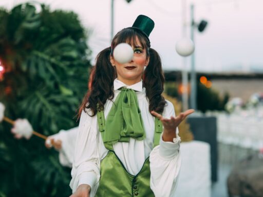 Best Circus Performers For Hire In Edmonton