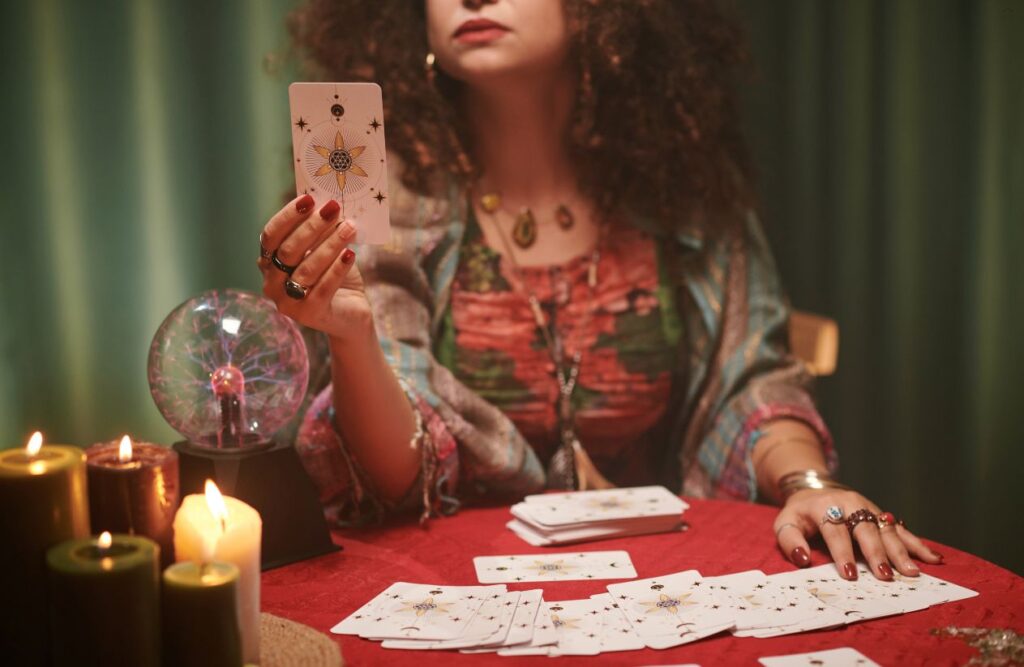 Entertainment for a Masquerade Ball: A Complete Guide to Creating an Unforgettable Night 6 Fortune Tellers or Tarot Card Readers for a masquerade ball