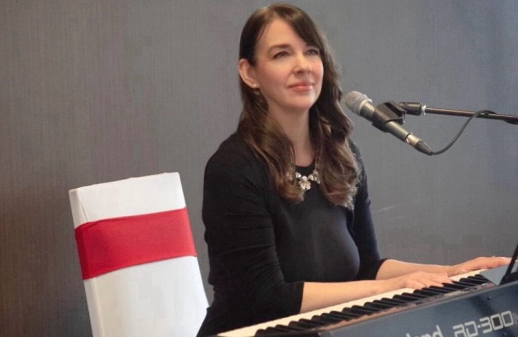 Kimberley Dunn of the wedding singers for hire in ottawa