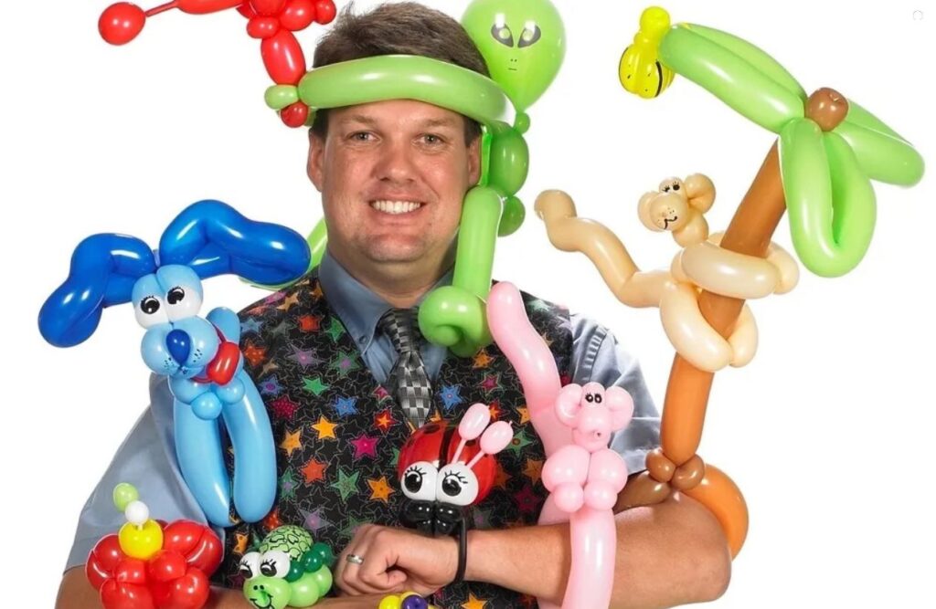 Balloon Artist for a Children’s Party: 7 Magical Ways to Make it Unforgettable 7 The Live, Engaging Show Entertainment