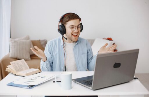 Tips for communicating with performers before an event