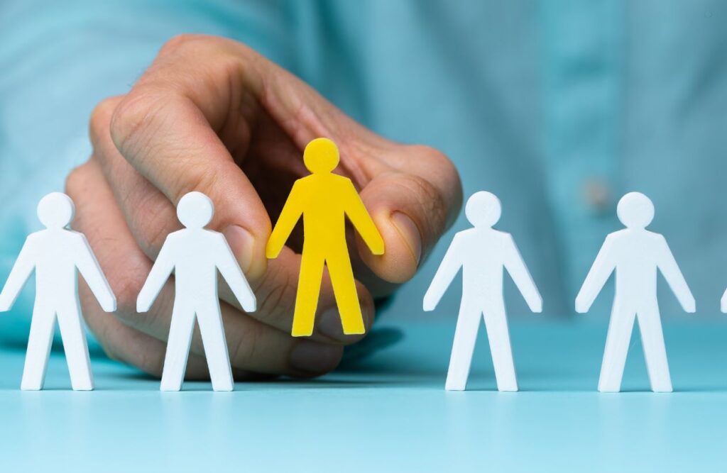 Booking a Public Speaker For an Event: From Vision to Reality 7 Vetting Candidates The Art of Due Diligence