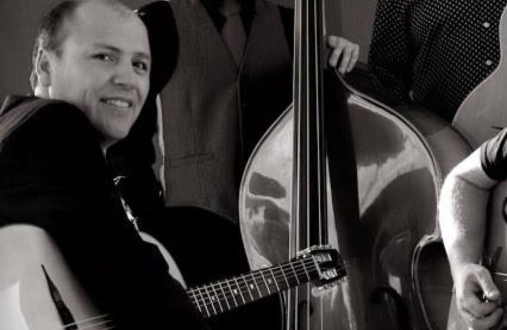 10 Best Jazz Bands For Hire In Ottawa: Your Guide to Perfect Event Music 8 Christian Flores and his Gypsy Jazz Fire