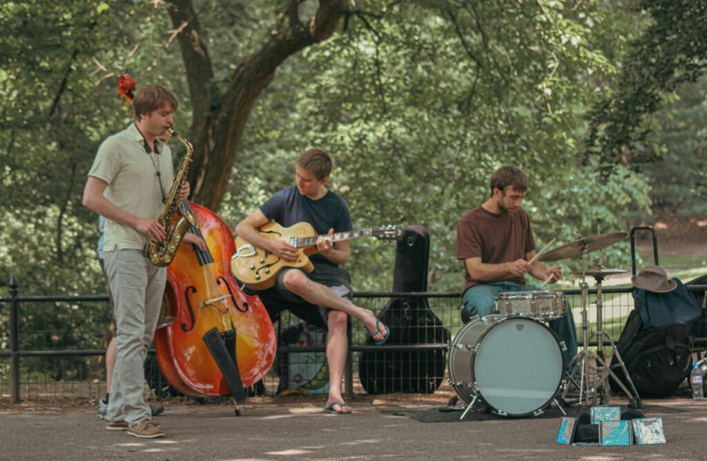 10 Best Jazz Bands For Hire In Vancouver: The Definitive List for Any Event 13 Ensemble Size Matters Matching the Band to the Venue