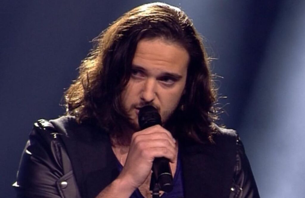 Luke Lovemore singer in montreal that you can hire