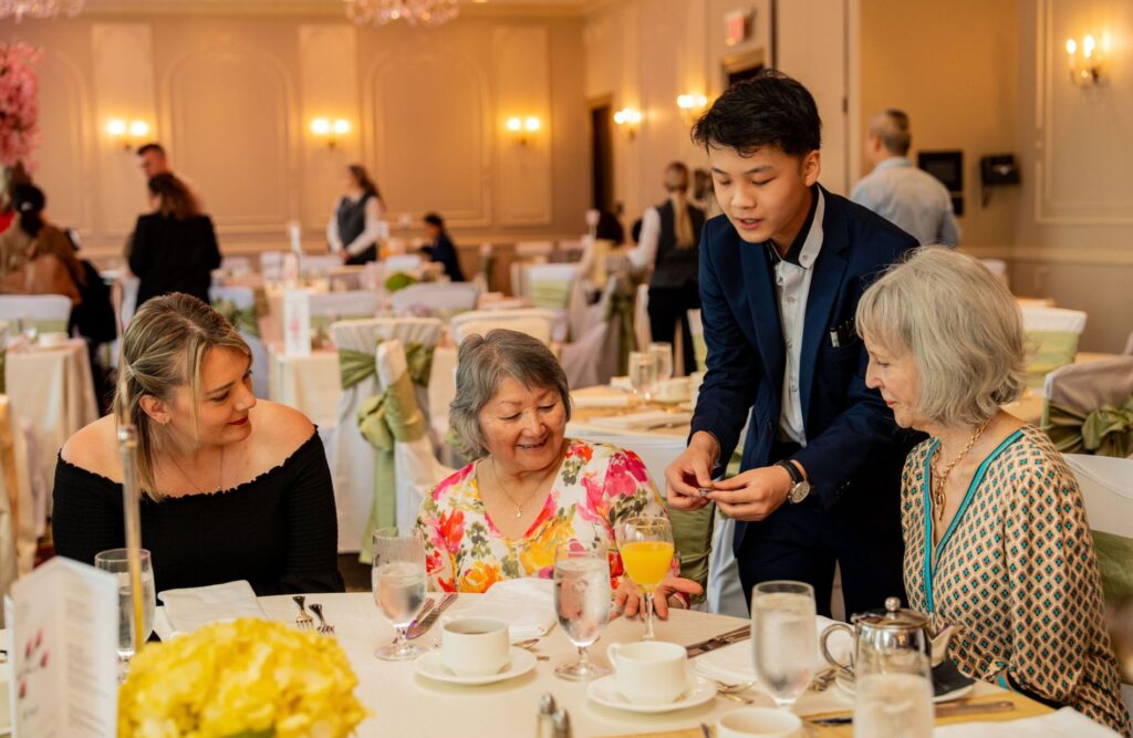 BAM - Blake Aleong Magic magician you can hire in surrey