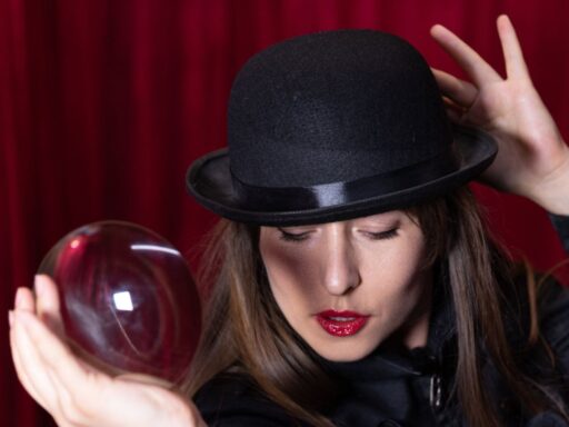 Best Magicians for Hire in Winnipeg