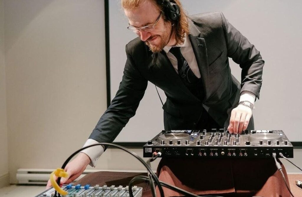 Top 8 Wedding DJs for Hire in Ottawa Who Master the Mix 10 DJ Helicase one of the Dj that you can book on ottawa
