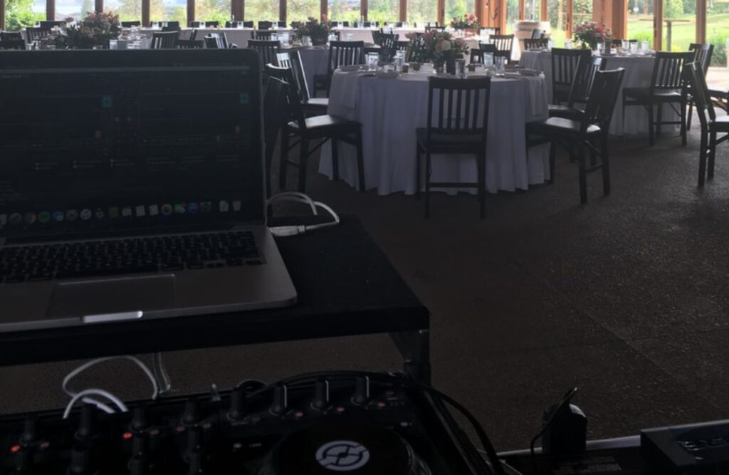 Instant DJ a Dj that you can hire in kelowna