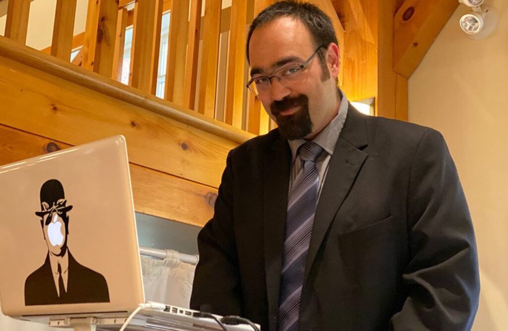 Top 8 Wedding DJs for Hire in Ottawa Who Master the Mix 11 Powered AV Dj that you can hire in ottawa