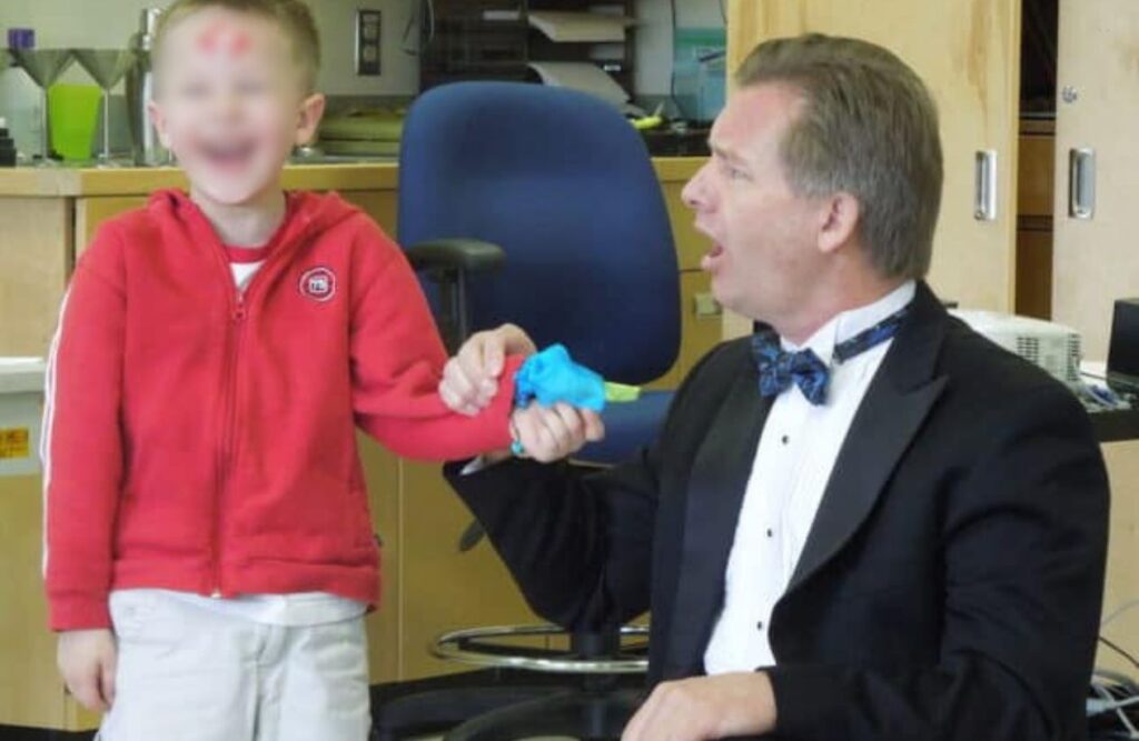 10 Best Magicians for Hire in Calgary to Make Your Next Event Legendary 5 Richard Rondeau magician for hire calgary