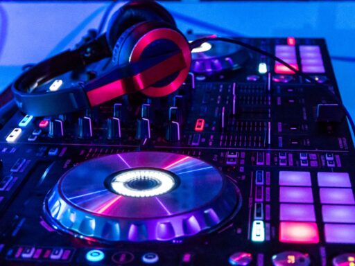 wedding djs for hire in kelowna