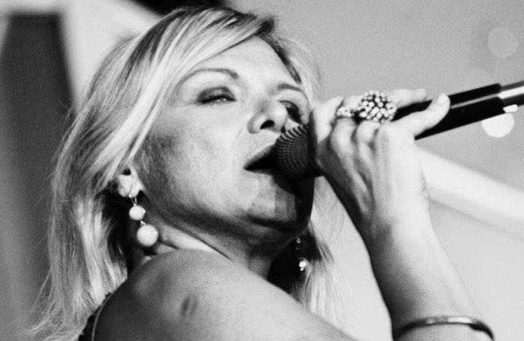 10 Best Wedding Singers for Hire in Kelowna: Top Independent Talent Revealed 3 Anna Jacyszyn one of the best wedding singers for hire in kelowna