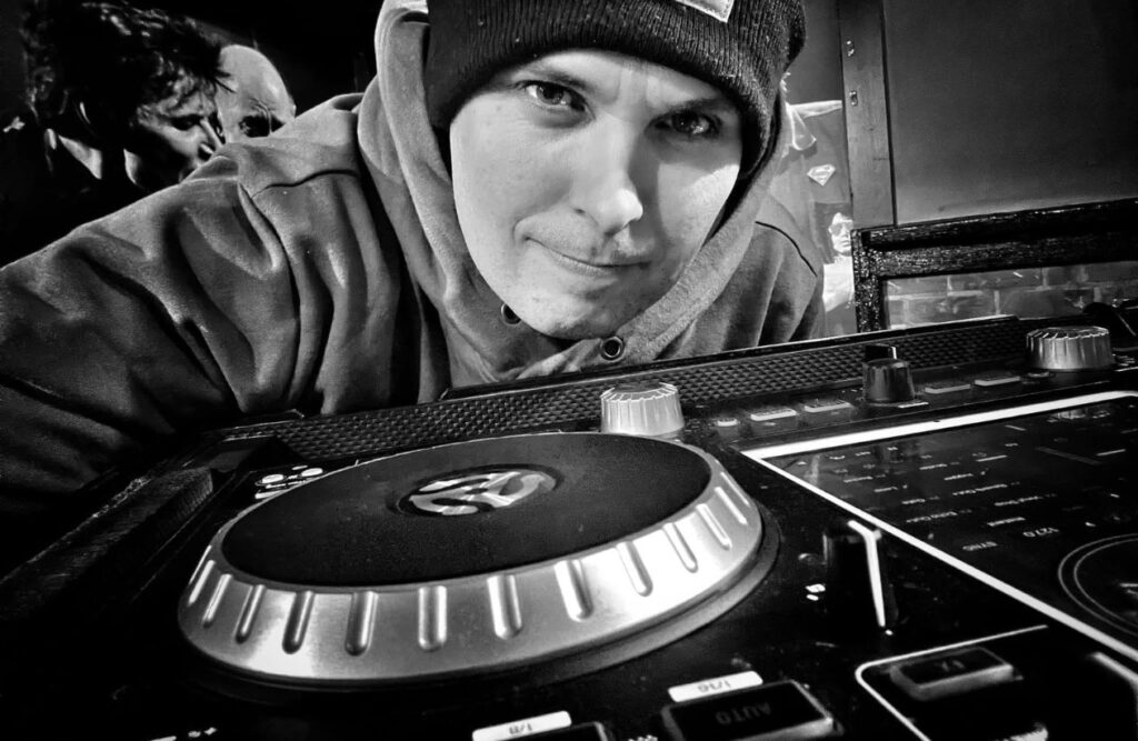 DJ Richy Roy one of the best wedding djs for hire in regina