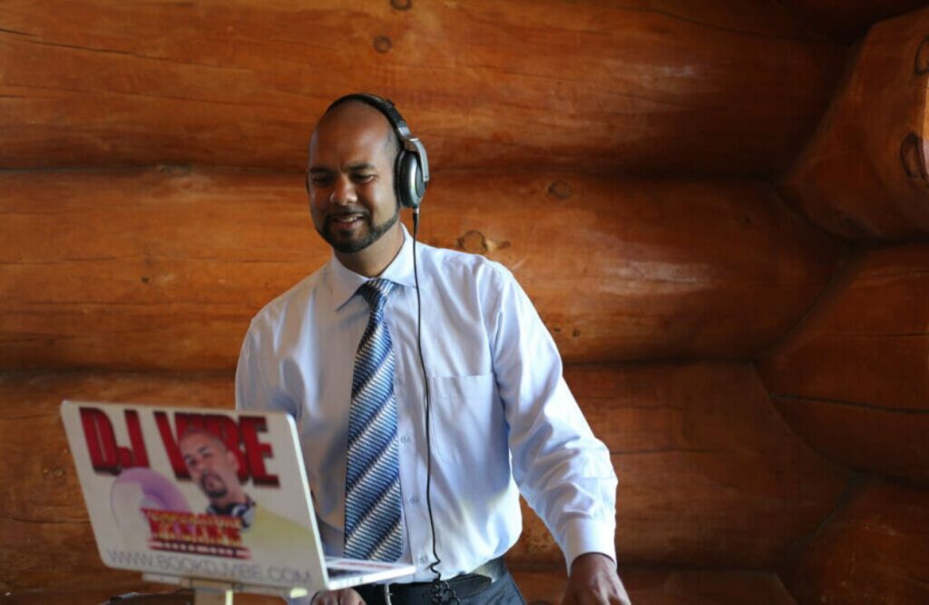 DJ Vibe on of the best wedding Dj for hire in waterloo