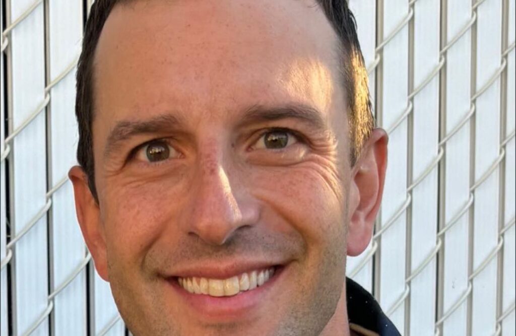 Dan Verville comedian that you can hire in winnipeg