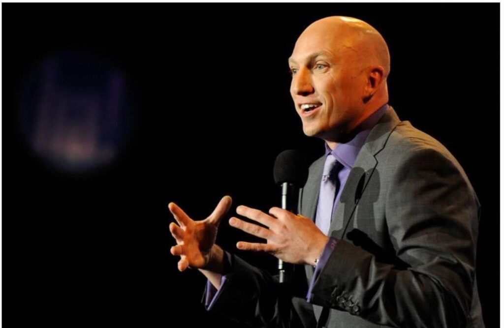 10 Best Comedians for Hire in Brampton to Save Your Boring Event 4 Dave Hemstad comedian you can hire in Brampton