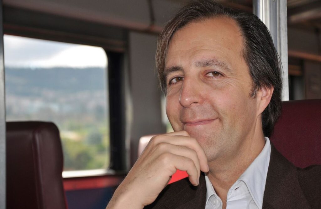 10 Best Wedding Singers for Hire in Kelowna: Top Independent Talent Revealed 10 Loni Moger wedding singer in kelowna