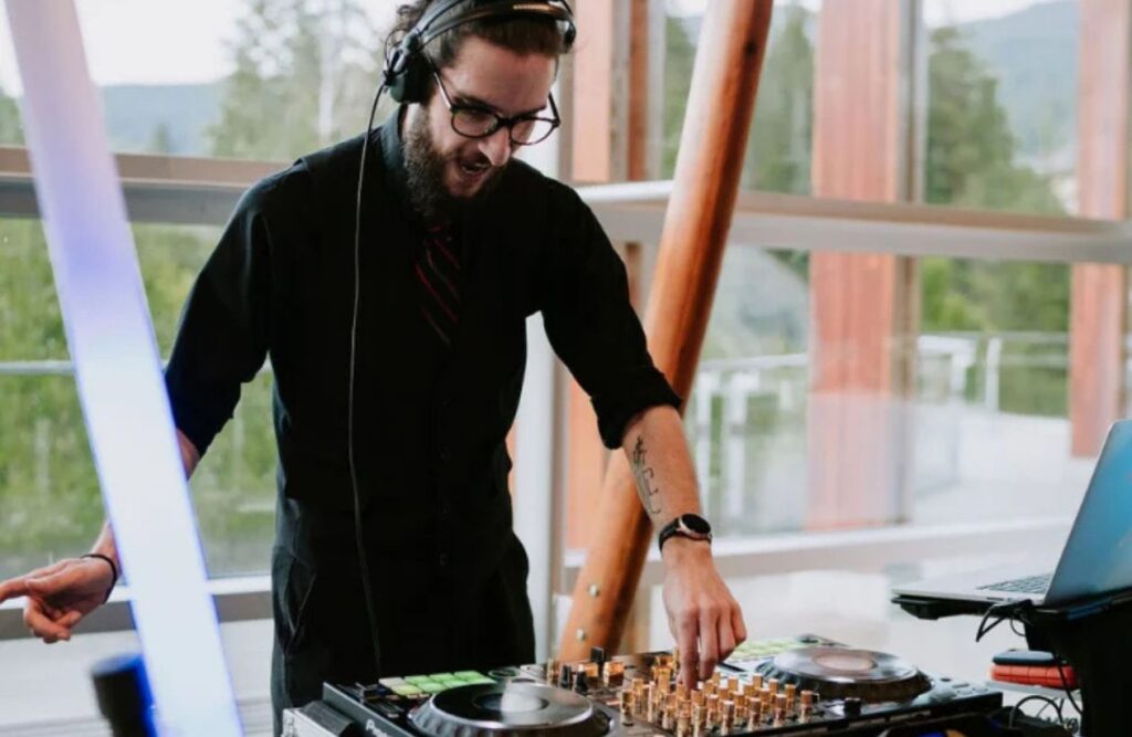 Airwaves Music wedding dj for hire Charlottetown