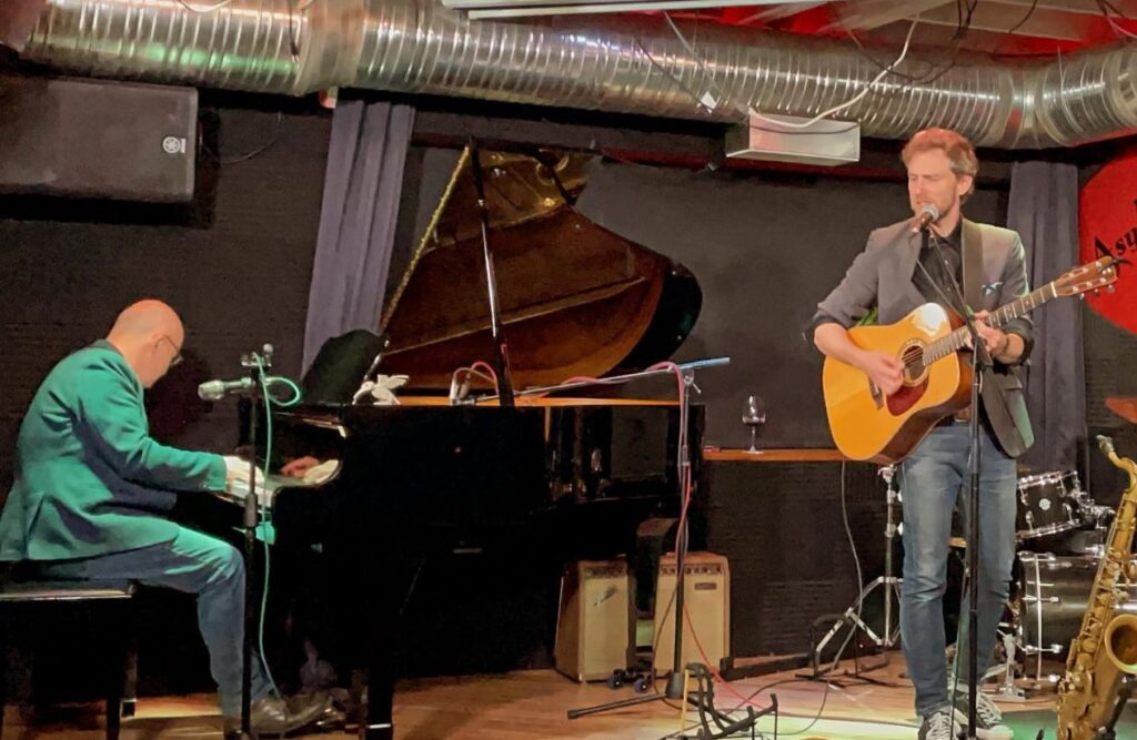 Ian Sherwood wedding singer for hire in Halifax