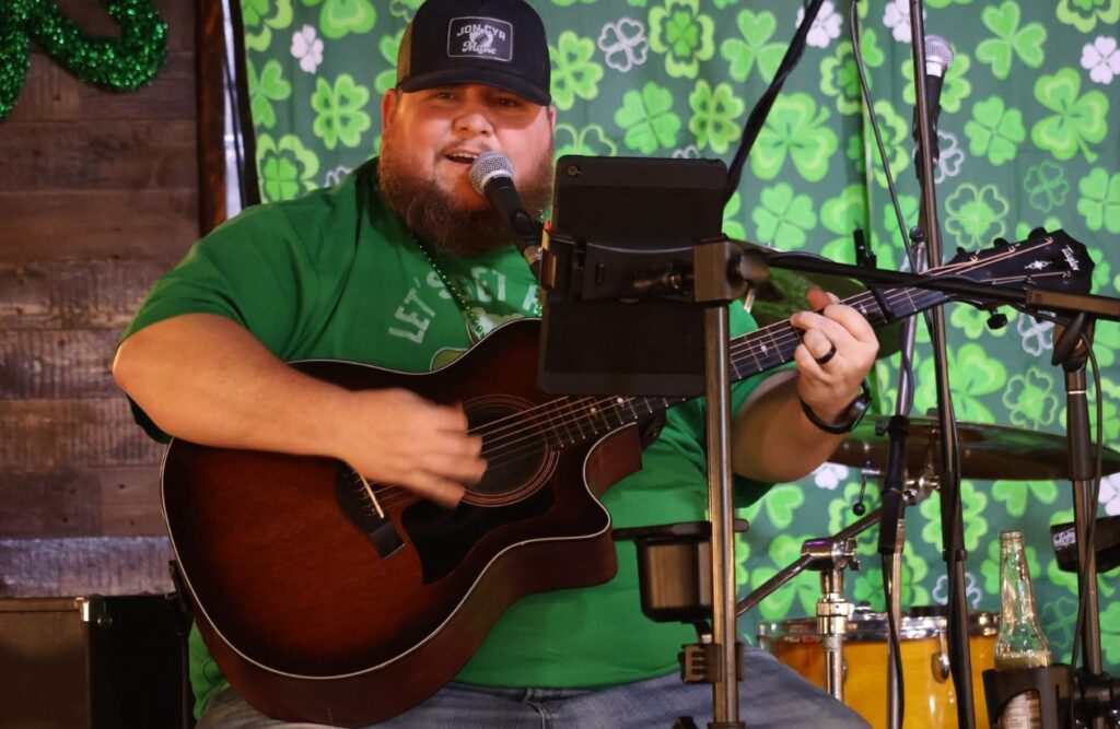 Jon Cyr wedding singer for hire