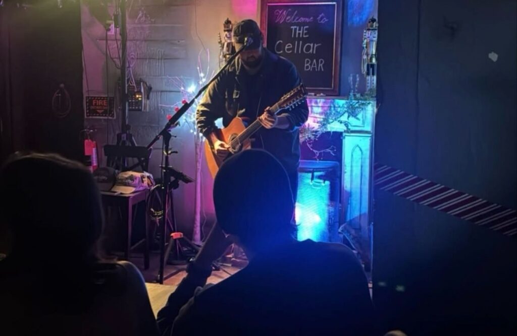 Michael Lloyd wedding singer you can book in Halifax