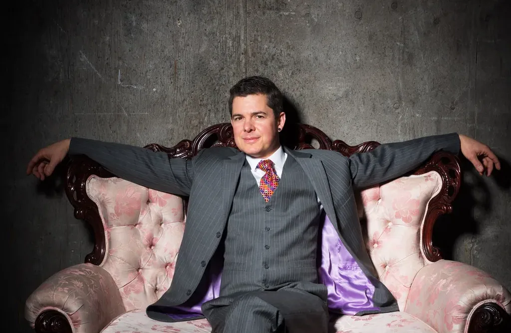 Malcolm Russell one of the Magicians for hire in Canada